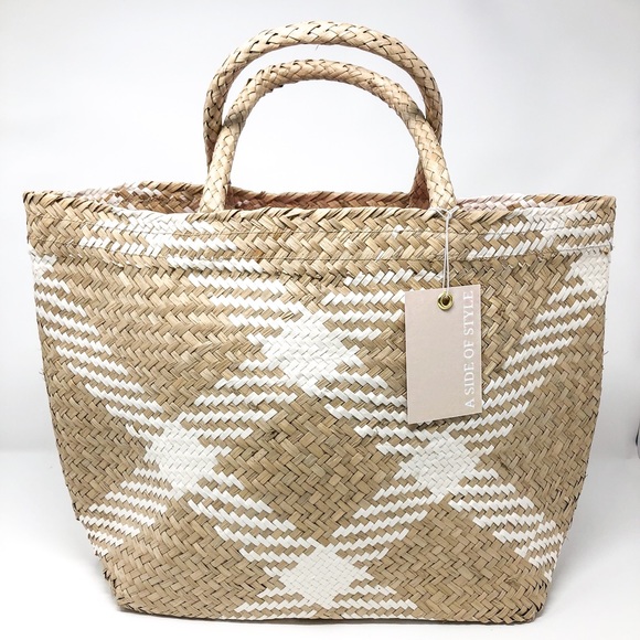 Seagrass Straw Handbag, Pool / Beach Bag, Tote Bag - Picture 1 of 3